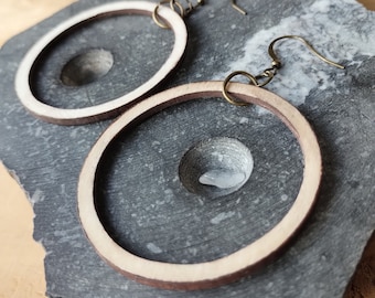 boucles d'oreilles creoles en bois, cerles en bois naturelle, wooden hoops,