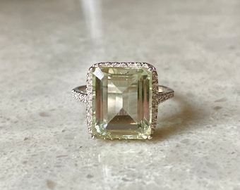 Smashing 5.75 ct green amethyst & 21pcd white diamond 10k solid white gold statement ring