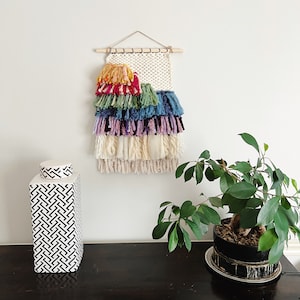 Vibrant Woven Wall Hanging, Rainbow Fiber Artwork, Boho Chic Wall Weaving, Ideal Gift for Art Lovers image 7