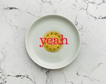 Wall plate yeah typo neonpink 10 cm Vintage Deko plate Wall deko wall hanging