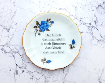 Wandteller Glück 19 cm Vintage plattdeutsch Wanddeko blau Blumen Herr Fuchs Gold