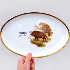 Wall plate nützt ja nix typo wild boar Vintage Deko plate Wall deko gold edg wall hanging image 3