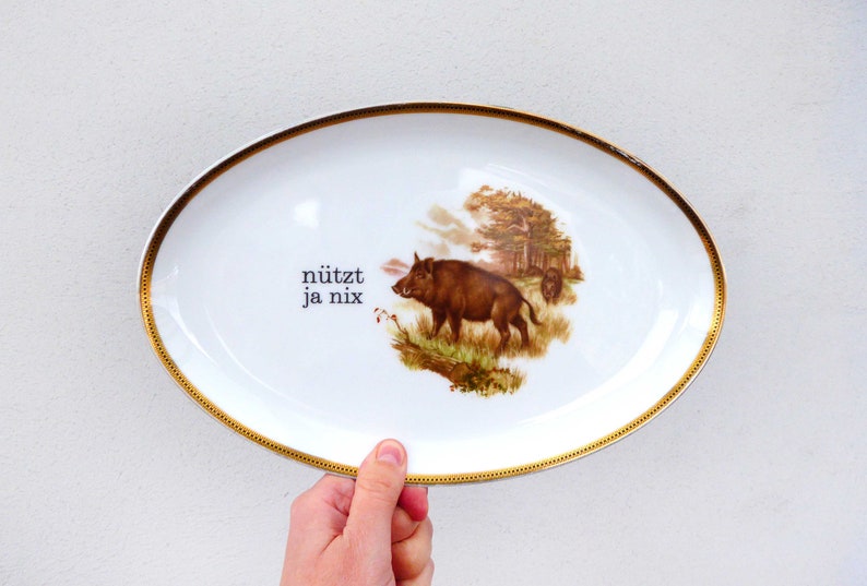 Wall plate nützt ja nix typo wild boar Vintage Deko plate Wall deko gold edg wall hanging image 3