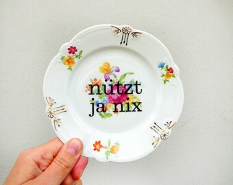 Wall plate nützt ja nix typo 15 cm Vintage Deko pink plate  Wall deko flowers gold edg wall hanging