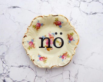 Wall plate nö typo gold 10 cm Vintage Deko plate  Wall deko flower  wall hanging