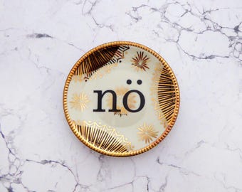 Wall plate nö typo gold black 10 cm Vintage Deko plate  Wall deko  wall hanging