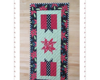 Christmas Gifts Table Runner PDF Download Pattern