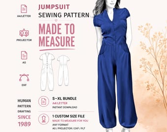 Puede incluir: Un patrón de costura digital para un mono azul con mangas cortas, cuello en V y bolsillos laterales. El gráfico incluye el texto JUMPSUIT SEWING PATTERN, MADE TO MEASURE y S-XL BUNDLE, junto con dibujos técnicos de líneas e iconos de formato.