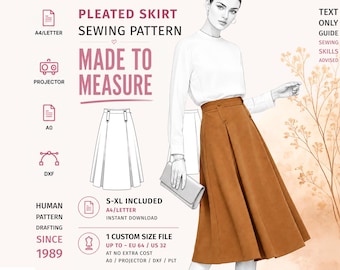 Peut inclure: Un patron de couture pour jupe plissée avec le texte PLEATED SKIRT SEWING PATTERN, MADE TO MEASURE, S-XL INCLUDED et 1 CUSTOM SIZE FILE UP TO EU 64. L'image montre une jupe marron à taille haute avec des boutons et des détails techniques.