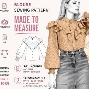 Op de afbeelding: Een naaipatroon voor een blouse met een hoge kraag, lange mouwen met geplooide manchetten en een groot ruche voorpand. De tekst bevat: BLOUSE SEWING PATTERN, MADE TO MEASURE, S-XL INCLUDED, A4/LETTER, PROJECTOR, A0, DXF, HUMAN PATTERN DRAFTING SINCE 1989, 1 CUSTOM SIZE FILE UP TO EU 64 / US 32.