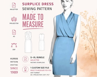 Könnte beinhalten: Ein Schnittmuster für ein ärmelloses Wickelkleid mit V-Ausschnitt. Das Bild zeigt den Text SURPLICE DRESS SEWING PATTERN, MADE TO MEASURE, S-XL BUNDLE und HUMAN PATTERN DRAFTING SINCE 1989 sowie Symbole für A4/LETTER, PROJECTOR, A0 und DXF-Dateiformate.