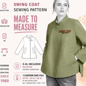 Könnte beinhalten: Ein Schnittmuster für einen Swing-Mantel mit einem salbeigrünen Mantel mit Stehkragen, langen Ärmeln und braunem Leder-Schnallenverschluss. Die Grafik enthält Text: SWING COAT SEWING PATTERN, MADE TO MEASURE, A4/LETTER, PROJECTOR, A0, DXF, S-XL INCLUDED, 1 CUSTOM SIZE FILE UP TO EU 64 / US 32, HUMAN PATTERN DRAFTING SINCE 1989, TEXT ONLY GUIDE SEWING SKILLS ADVISED.