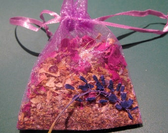 Herbal Dream Pillow Loose Blend in an Organza Bag -Choose Your Blend- -Choose Your Colour