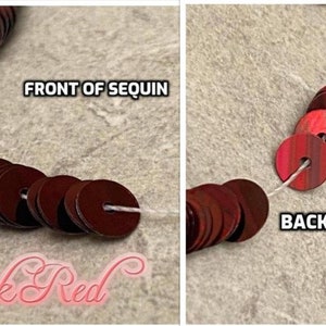 Puede incluir: Primer plano de lentejuelas rojo oscuro ensartadas en hilo blanco. Se muestran el anverso y el reverso de las lentejuelas. Los textos "FRONT OF SEQUIN" y "BACK OF SEQUIN" son visibles. El texto "Dark Red" tambi&eacute;n es visible.