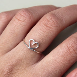 Black Friday Cyber Monday - Silver Heart Ring, Minimalist Heart Ring, Minimalist Ring, Simple Heart Ring, Hear Rings