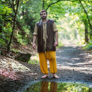 Men&#39;s Leather Dwarf Jerkin perfect costume for prince or pirate