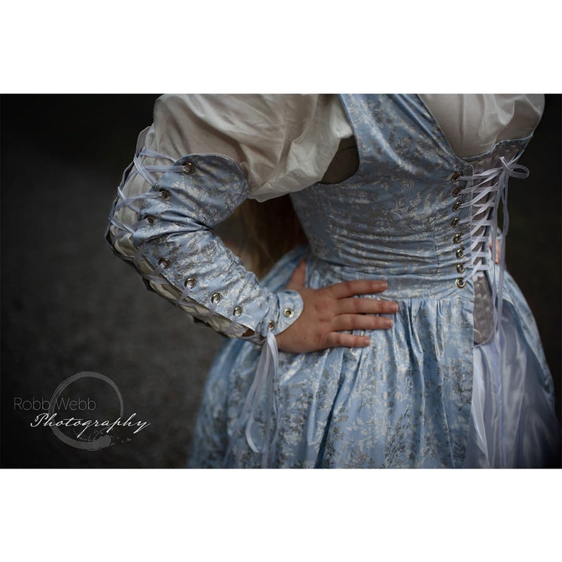 Renaissance Overdress w/ stomacher perfect costume for princess or peasant Bild 3