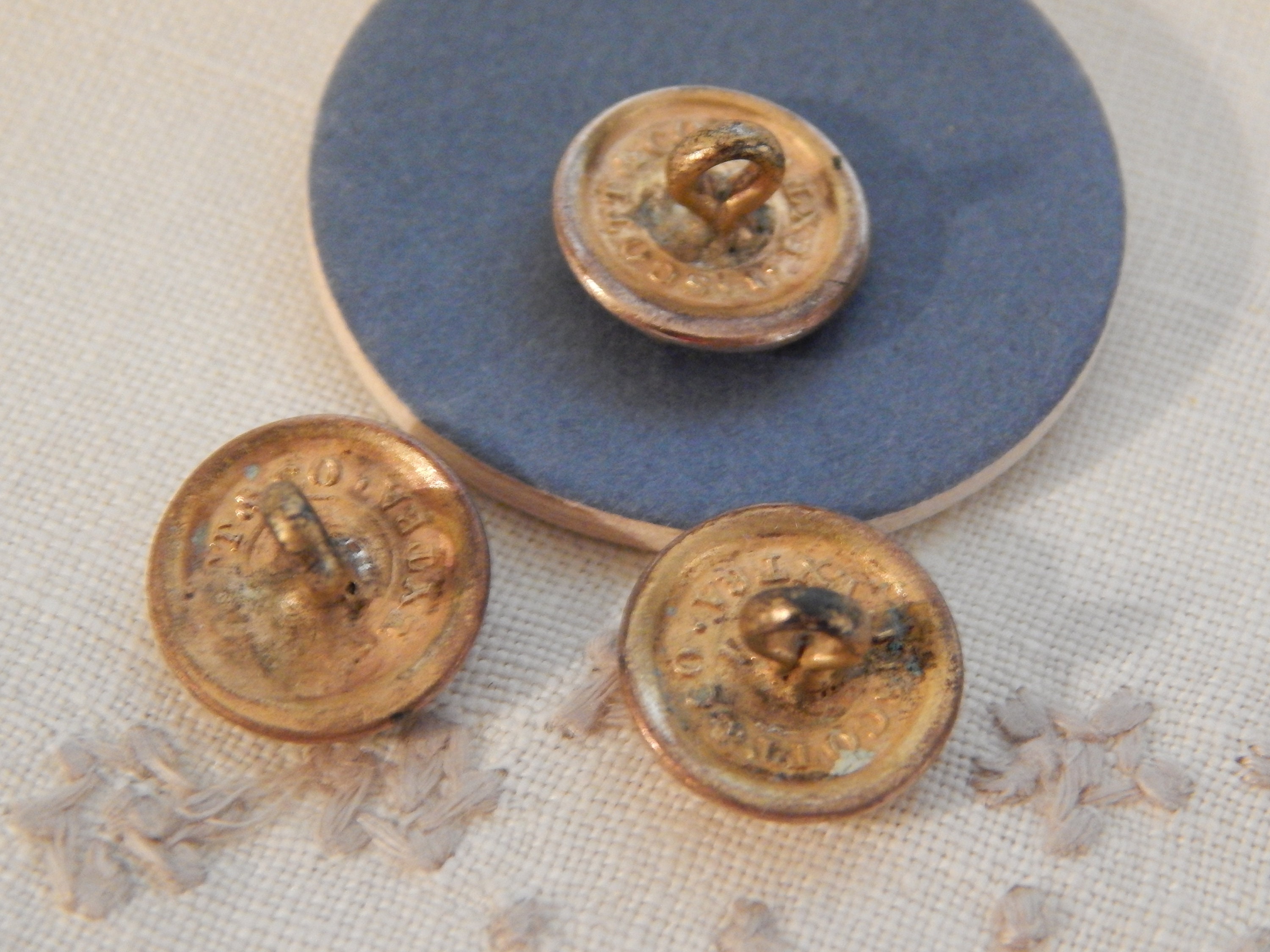 Ives Scott & Co Antique Buttons 3 Cuff Size Same Design | Etsy