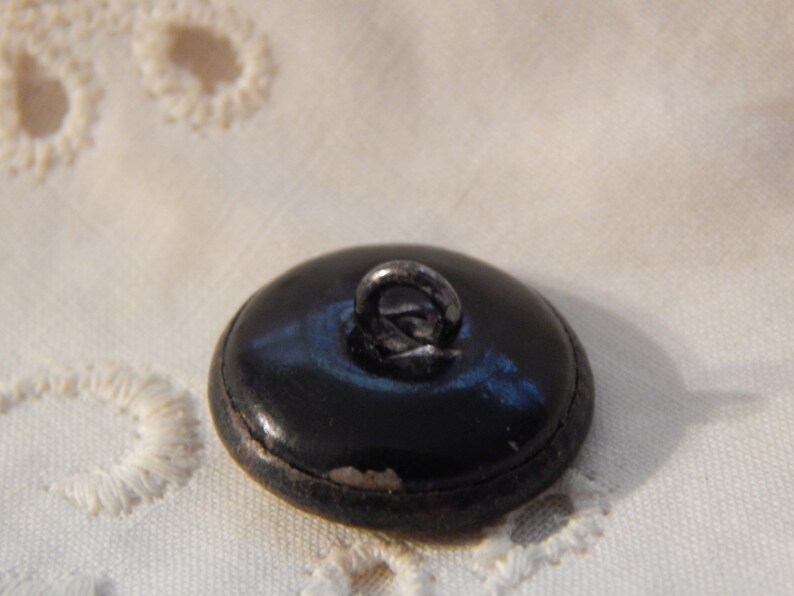 Antique Picture Button of the Spanish Explorer Balboa