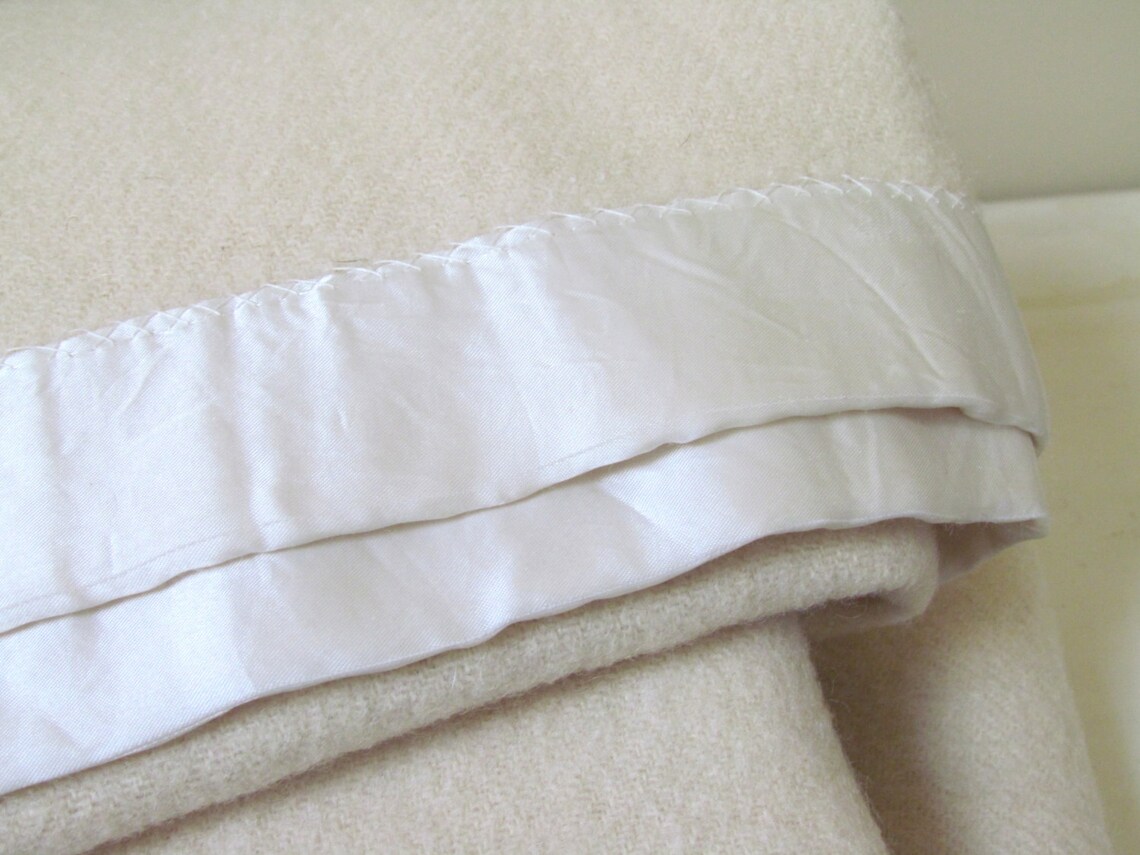 Vintage American Woolen Co Wool Blanket in Cream 1960's Etsy