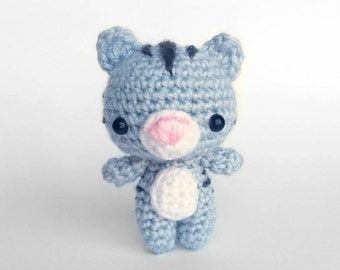 CROCHET KITTEN PATTERN: Mini Kitty Cat Amigurumi Pattern, Written in English, Easy To Follow and Beginner Friendly Project