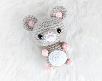 CROCHET MOUSE PATTERN: Rat or Mouse Mini Amigurumi Pattern, English Only, Easy To Follow Instructions, Beginner Friendly