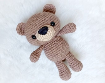 CROCHET BEAR PATTERN: Amigurumi Teddy Bear Pattern, Written in English, Easy to follow, Beginner Friendly