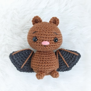 Mini-Fledermaus Amigurumi Häkelanleitung: Einfaches Halloween Dekor (PDF-Muster)