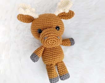 CROCHET MOOSE PATTERN: Amigurumi Moose Pattern, English Only, Easy To Follow Beginner Friendly