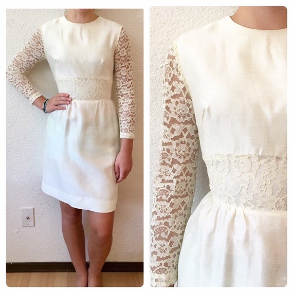 Vintage 60s Mod GoGo White Lace Sleeve Mini Weddin
