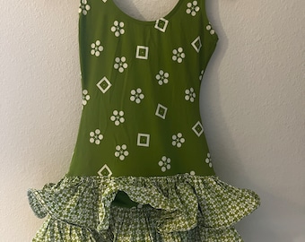 90s bathing suit size S flower pattern and ruffles