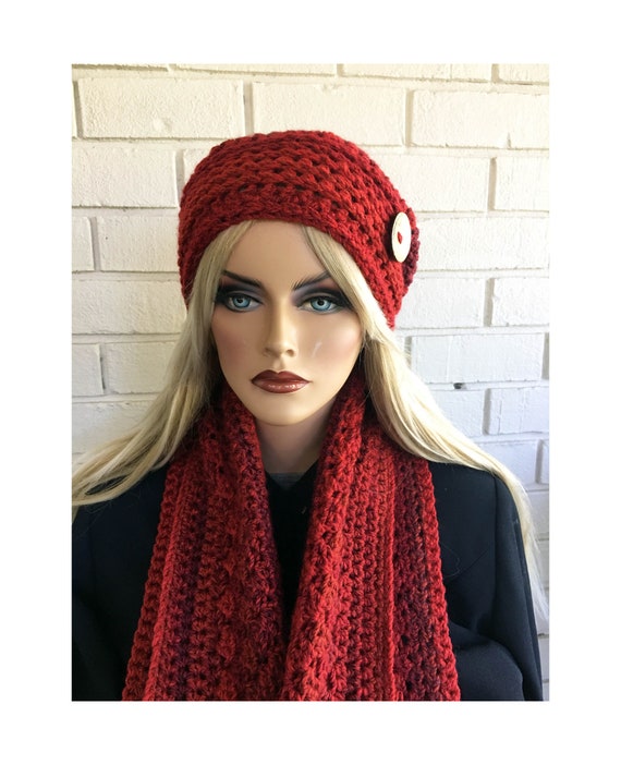 Mod Hat and Scarf Crochet Set