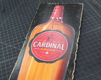 Cardinal Crush Board Wandkunst, fiktiv Kentucky Bourbon, 6" x 19" Bar Wandkunst, Louisville Cardinals, Bourbon Prints, Louisville Art