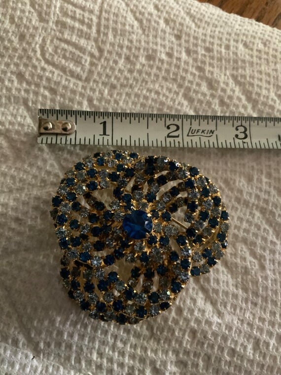 UNSIGNED BEAUTY!!  Vintage Rhinestone Brooch - Jew