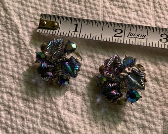 Signed Lisner!  Gorgeous Vintage Rhinestone Earrings - Jewelry