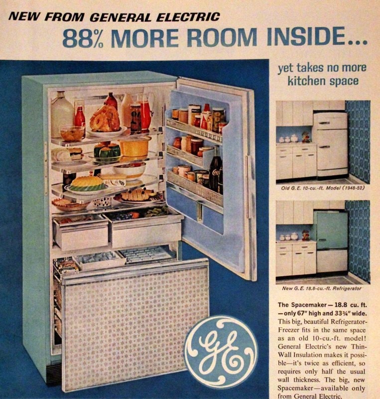 Frigorífico. Nevera marca GENERAL ELECTRIC. Años 80. Ideal para atrezzo o  decoración.