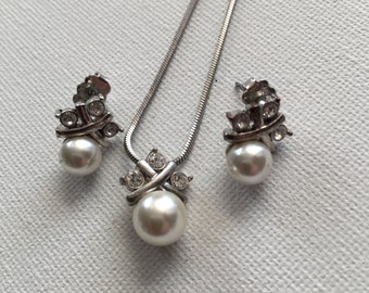 Faux Pearl Necklace and Earrings