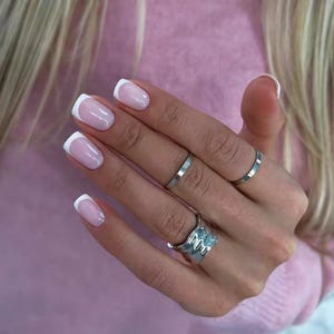 DIY 24 Pieces French Tip Press on Nails Fake False Acrylic Nails Square Short Pink Base