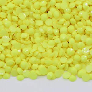 OPAQUE YELLOW Flatback Jelly Resin Rhinestones with No Ab Coating Choose Size 2mm 3mm 4mm 5mm or 6mm Bling Embellishments Nonhotfix