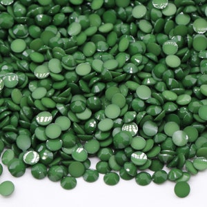 OPAQUE HUNTER GREEN Flatback Jelly Resin Rhinestones with No Ab Coating Choose Size 2mm 3mm 4mm 5mm or 6mm Bling Embellishments Nonhotfix
