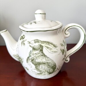 Maxcera Green Toile Rabbit Teapot, Farmhouse Chic Ceramic Tea Pot, Cottagecore Easter Decor
