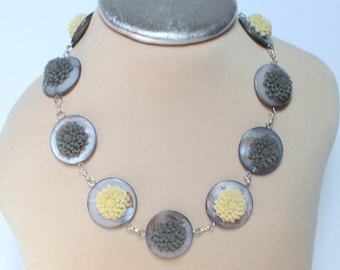 Grey Mother of Pearl Flower Necklace: Silver Tone Chain