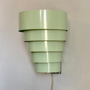 Vintage 1960s MCM Art Deco Style Sea-Foam Green Tiered Metal Venetian Wall Sconce