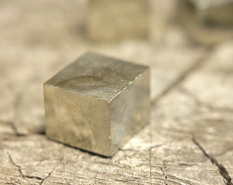 Natural Pyrite Cube, Grounding Crystal, Raw Pyrite Crystal, Protection Stone, Fool's Gold, Optimism Stone, Pyrite Specimen, Positivity Stone