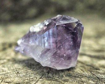Raw Amethyst Point, Protection Crystal, Mineral Specimen, Crown Chakra Crystal, Wisdom Gemstone, Rough Ametyhst Crystal, Sahasrara Crystal