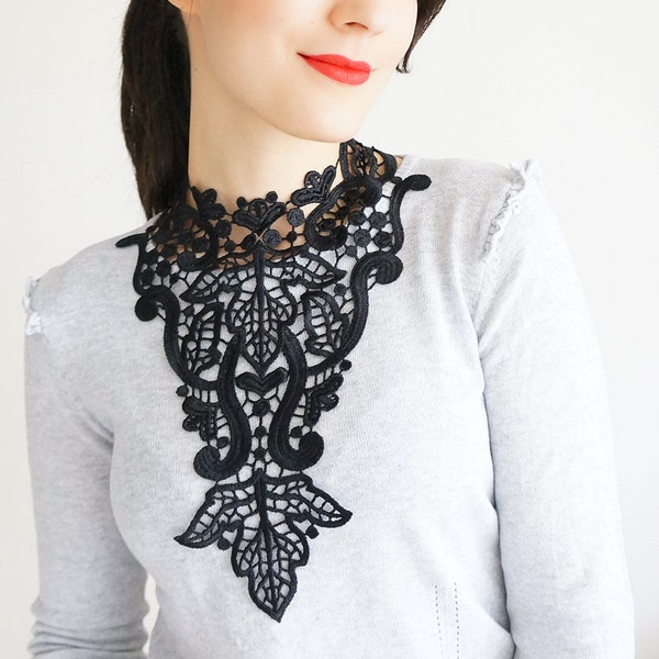 Venise Lace Necklace Lace Jewelry Black Necklace Bib Necklace Statement Necklace Body Jewelry Lace Fashion Fashion Accessory / ALLORA