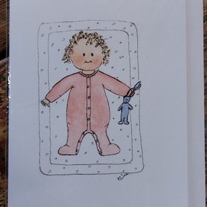 Carte de bébé fille faite à la main et imprimée à partir de mon blanc original aquarelle à l'intérieur. Petite fille en rose avec son lapin bleu.