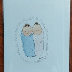 Carte de jumeaux nouveau-né - carte de jumeaux garçon et fille faite à la main et imprimée à partir d'une carte intérieure vierge aquarelle originale