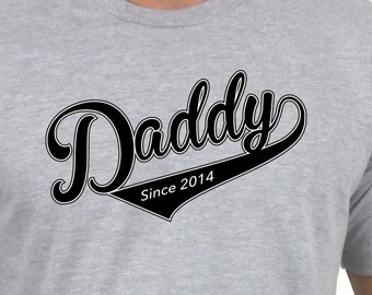 Daddy Shirt Personalized Dad T-shirt, Fathers day gift for New Dad, Daddy to be Shirt Gift for Dad