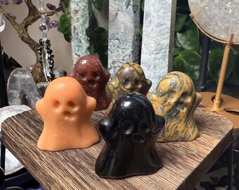 Talla de fantasmas de cristal / Decoración de cristal para Halloween / Decoración de hogar de brujas / Cristal espeluznante / Obsidiana negra, jaspe, aventurina, cuarzo fresa